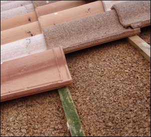 Aislantes Naturales: paneles de fibras de madera reutilizada